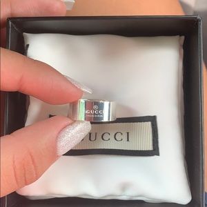 Gucci silver ring
